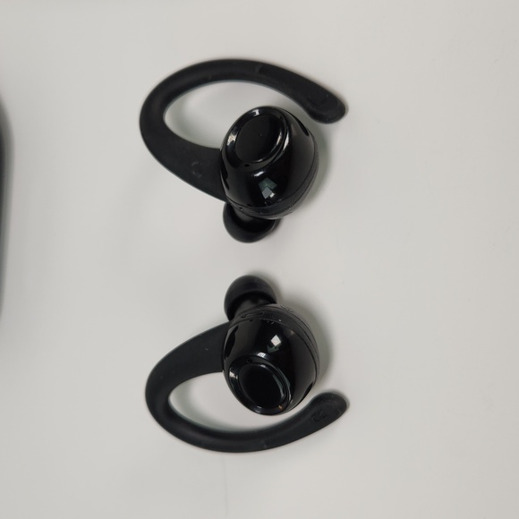 X3 Pro Holy High Truly Wireless Bluetooth Earphones w/ Charging Case, 2022 EUC - Picture 4 of 17